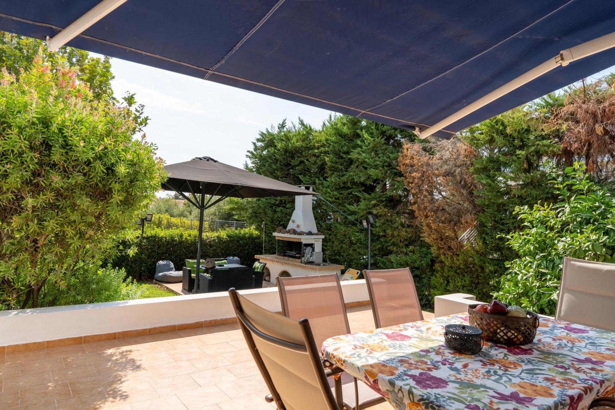 Beautiful Summer Villa In Chalkoutsi Khalkoutsion Exterior photo