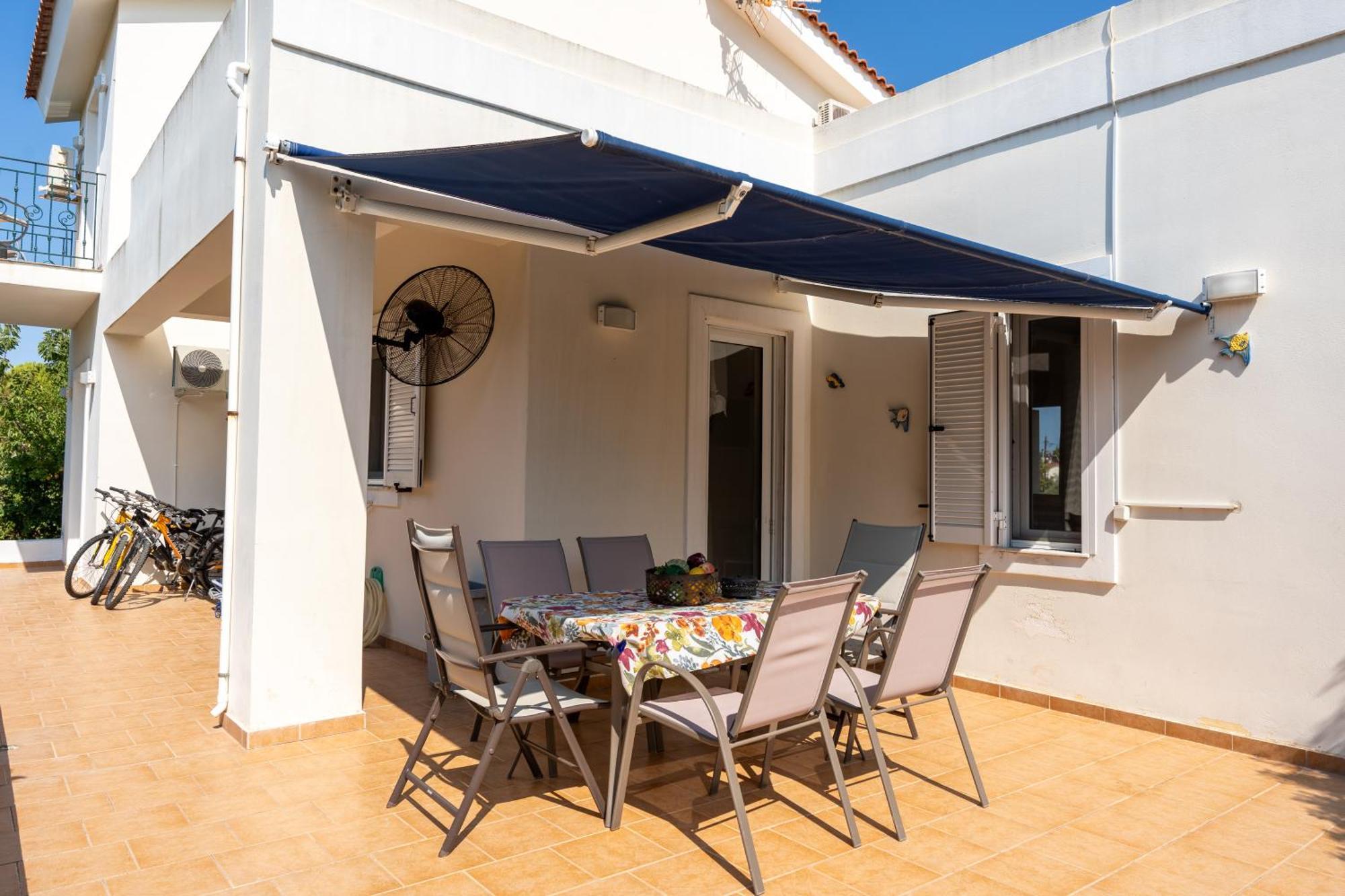 Beautiful Summer Villa In Chalkoutsi Khalkoutsion Exterior photo